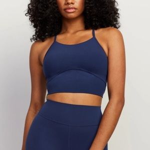 NEW Stori Legend cropped shelf tank in color Midnight size 6 / Small